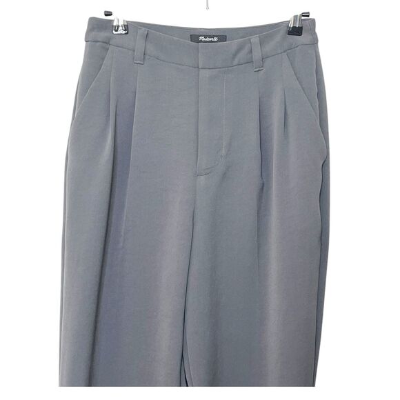 Welcome to my closet! - Picture 3 of 9